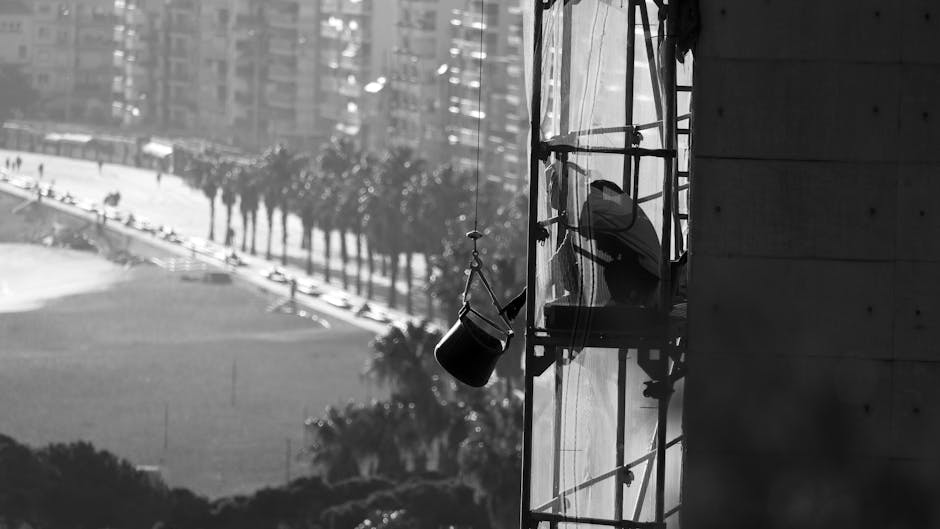 No momento, você está visualizando Segurança Urbana: Como Escolher Redes de Proteção em Maringá